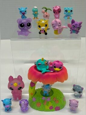 Spin Master Hatchimals CollEGGtibles Figures & Home Light-up Nest